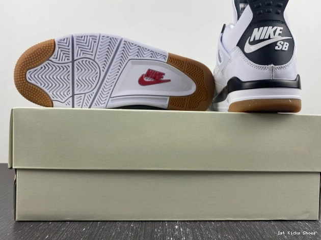1st Kicks Jordan DR5415-100 4 Retro SB 0726